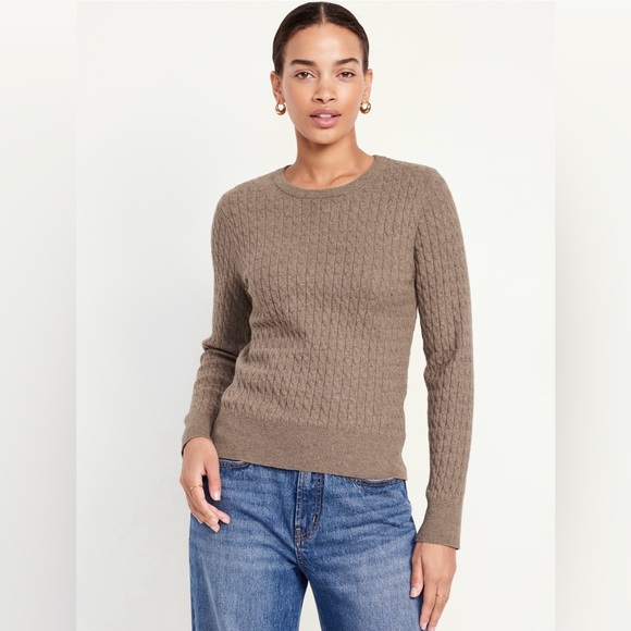 Old Navy Tops - Old Navy SoSoft Crew neck sweater. Size Xlarge. NWT